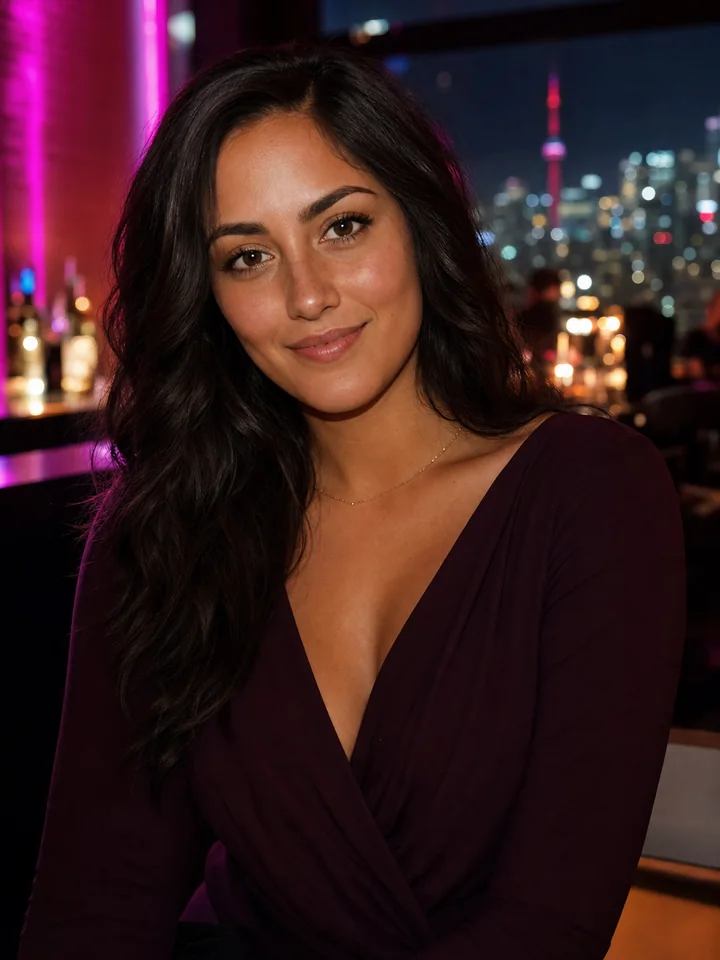 Sarah, 26, from Toronto